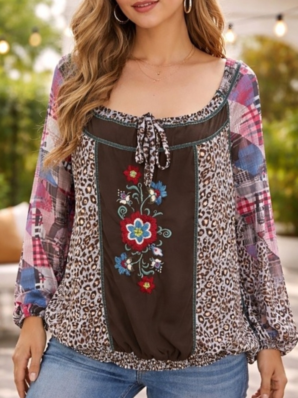 New Double D Ranch Yoakum Texas Embroidered Patchwork Top Size Medium